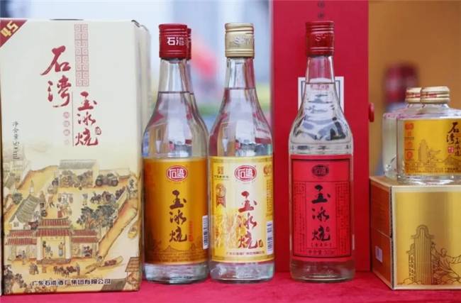 香型各异，十二种白酒带你领略华夏酒韵